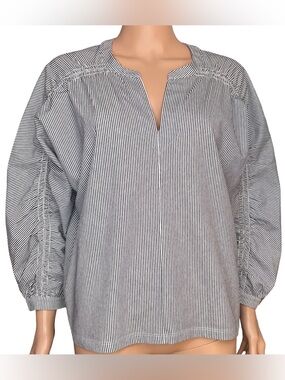 Ann Taylor Black/White Pinstripe Split-Neck Blouse Small